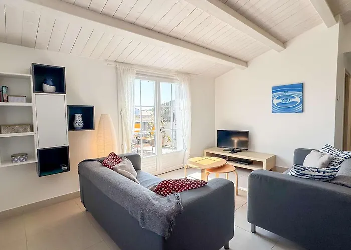 Jolie Au Calme Avec Vue Sur Le Clocher Villa